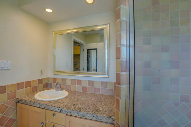 7409 Carson Trail NW, Albuquerque, NM 87120