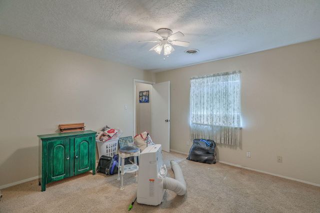 7409 Carson Trail NW, Albuquerque, NM 87120