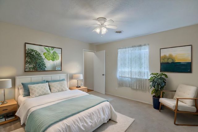 7409 Carson Trail NW, Albuquerque, NM 87120