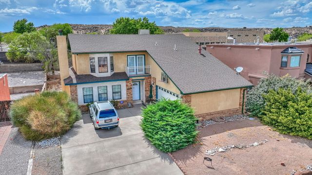 7409 Carson Trail NW, Albuquerque, NM 87120