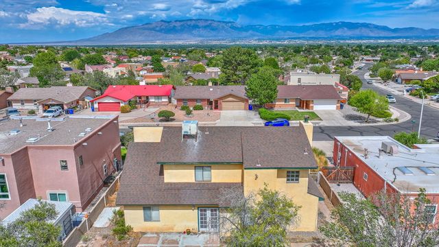7409 Carson Trail NW, Albuquerque, NM 87120