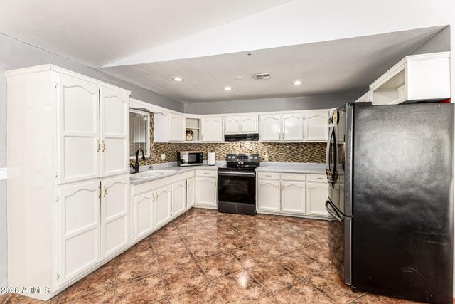 15633 N FACTORY Street, Surprise, AZ 85378