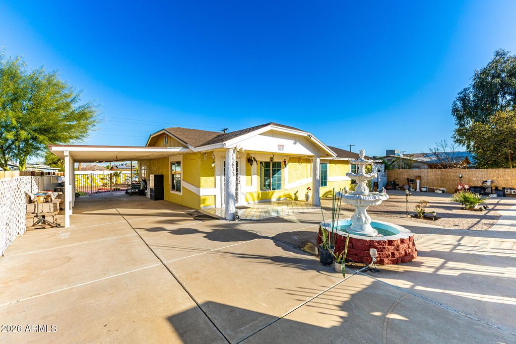 15633 N FACTORY Street, Surprise, AZ 85378