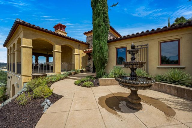 721 Shoreline Pointe, El Dorado Hills, CA 95762