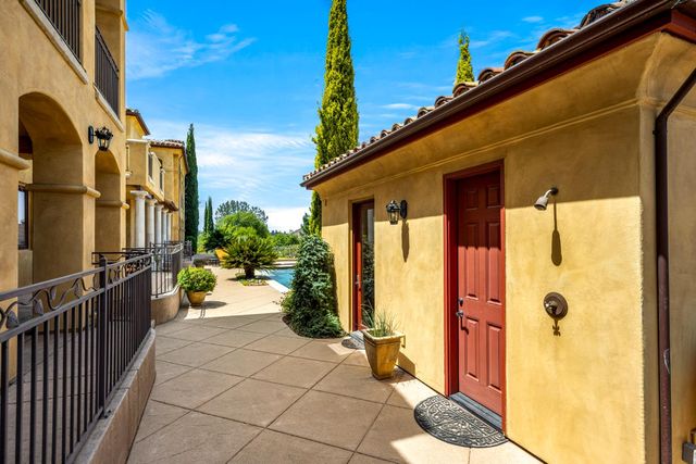 721 Shoreline Pointe, El Dorado Hills, CA 95762