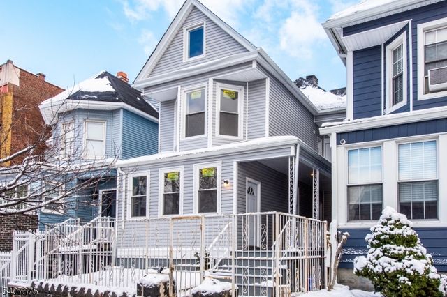 4530 Kennedy Blvd, Union City, NJ 07087