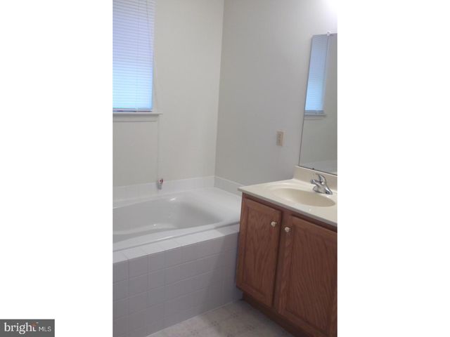 108 FAIRWAY DR, Collegeville, PA 19426