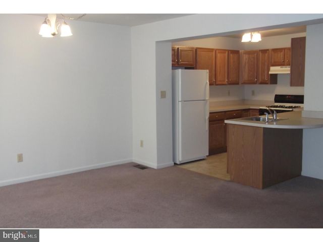 108 FAIRWAY DR, Collegeville, PA 19426