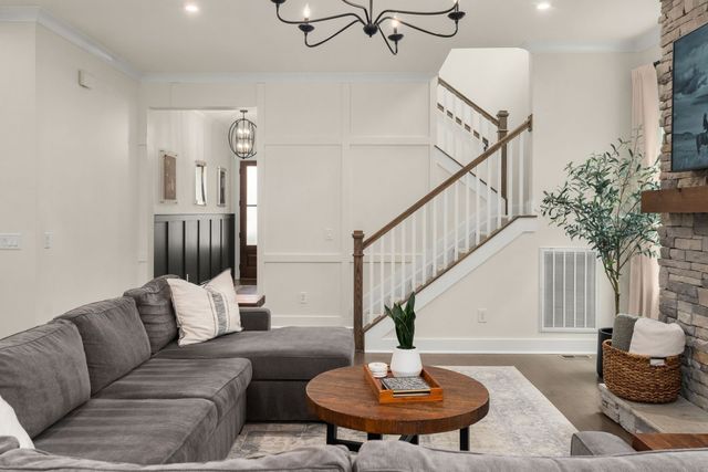 454 Cardel Ln, Franklin, TN 37064