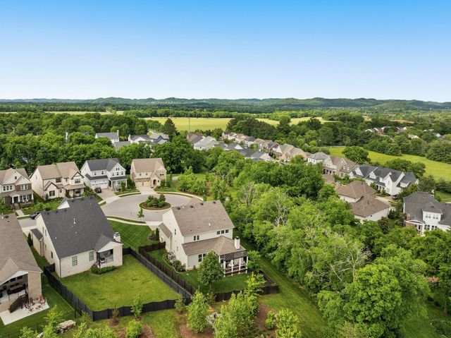 454 Cardel Ln, Franklin, TN 37064