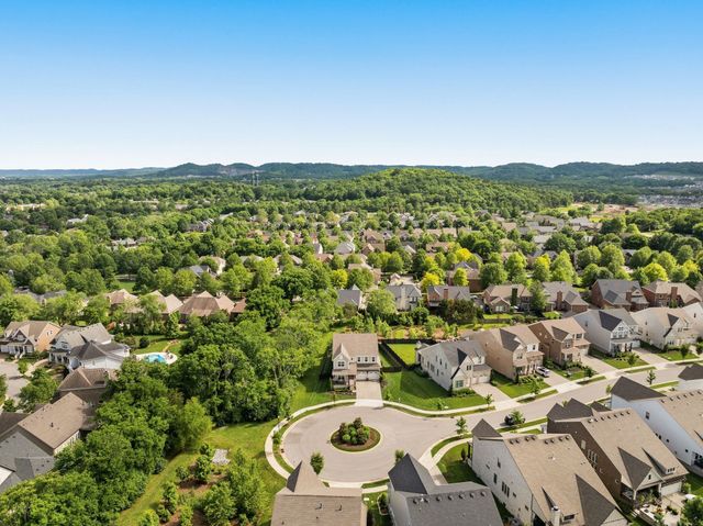 454 Cardel Ln, Franklin, TN 37064