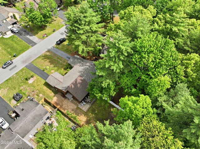 268 Thimbleberry Road, Ballston Spa, NY 12020