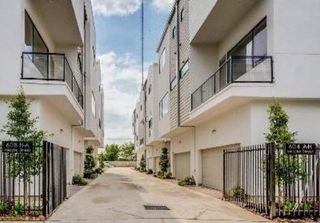 2835 Decker Place, Houston, TX 77003