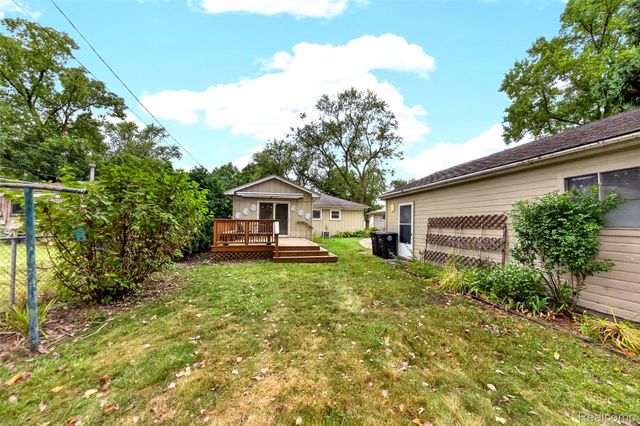 18908 Maplewood Street, Livonia, MI 48152
