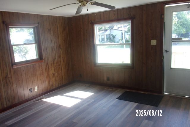 110 N Mansfield Avenue, Milford, IL 60953