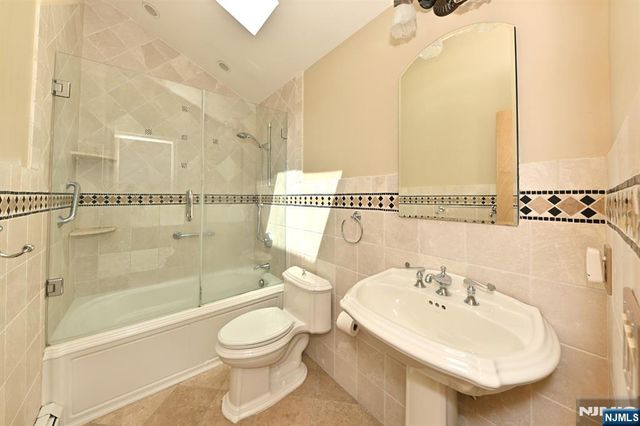 15 Carter Street, Norwood, NJ 07648