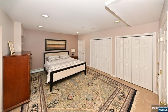 15 Carter Street, Norwood, NJ 07648