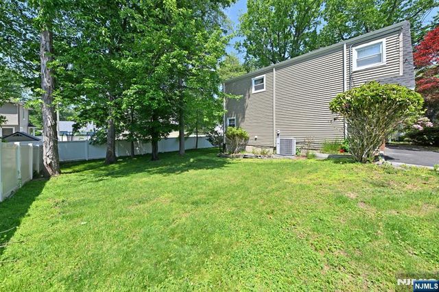 15 Carter Street, Norwood, NJ 07648