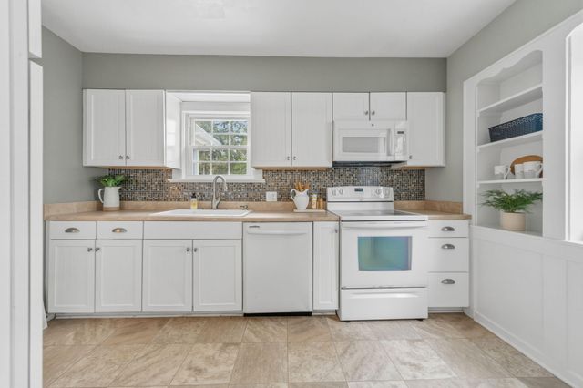 619 Ottillia Street SE, Grand Rapids, MI 49507