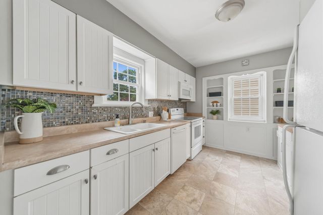619 Ottillia Street SE, Grand Rapids, MI 49507