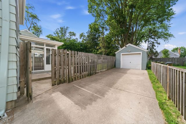 619 Ottillia Street SE, Grand Rapids, MI 49507