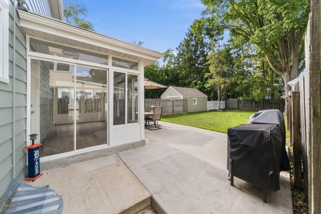 619 Ottillia Street SE, Grand Rapids, MI 49507