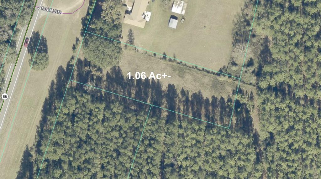 Image 1 of property listing at 1.06 Ac N Hwy 85, Laurel Hill, FL 32567