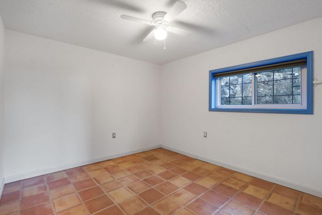 23 Sendero Cresta, Edgewood, NM 87015