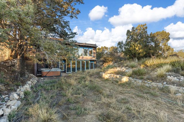 23 Sendero Cresta, Edgewood, NM 87015