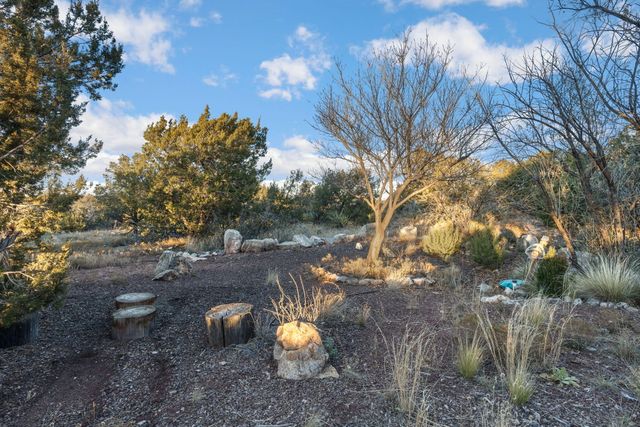 23 Sendero Cresta, Edgewood, NM 87015