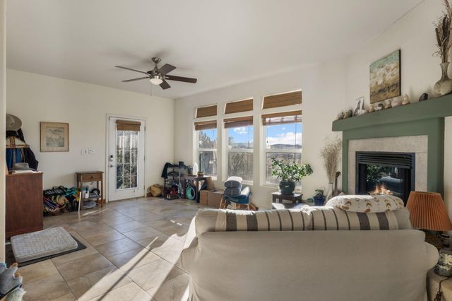 23 Sendero Cresta, Edgewood, NM 87015