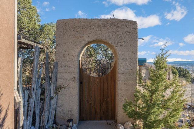 23 Sendero Cresta, Edgewood, NM 87015