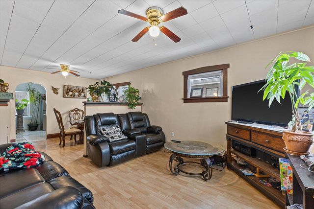 6509 19TH AVENUE, Kenosha, WI 53143