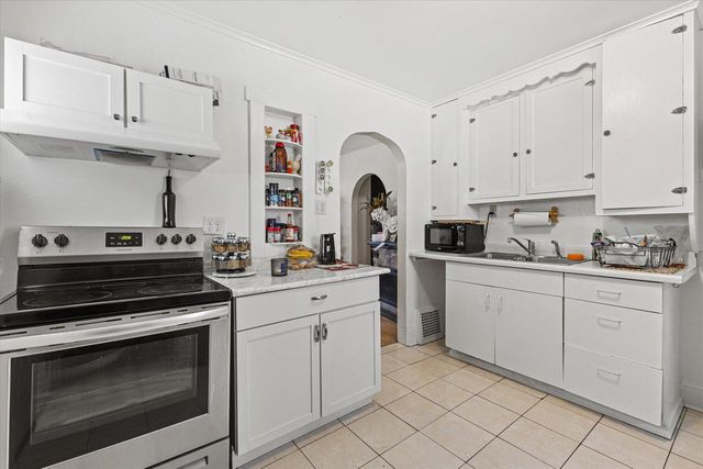 6509 19TH AVENUE, Kenosha, WI 53143