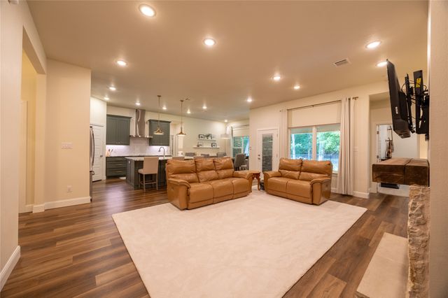 354 Glade Valley, Azle, TX 76020