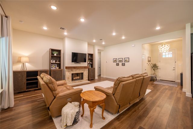 354 Glade Valley, Azle, TX 76020
