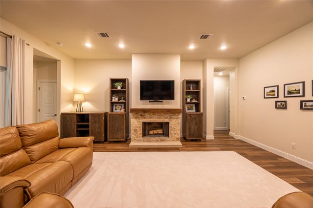 354 Glade Valley, Azle, TX 76020