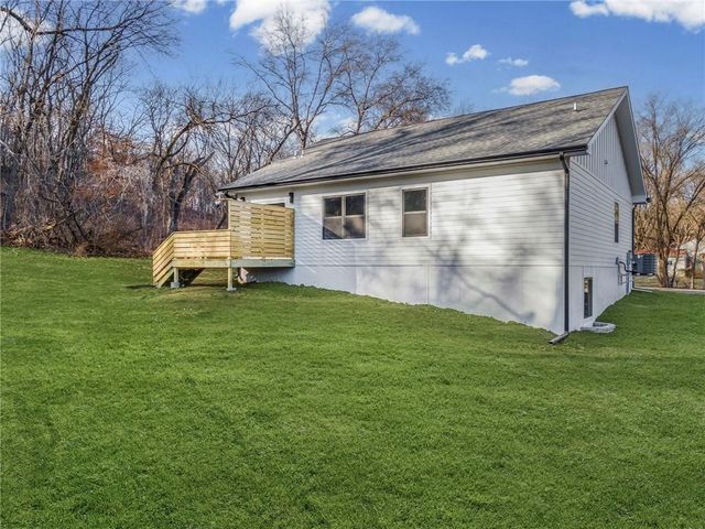 1219 Paton Street, Excelsior Springs, MO 64024