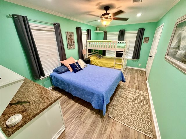 712 Tanglewood Drive, Somerville, TX 77879