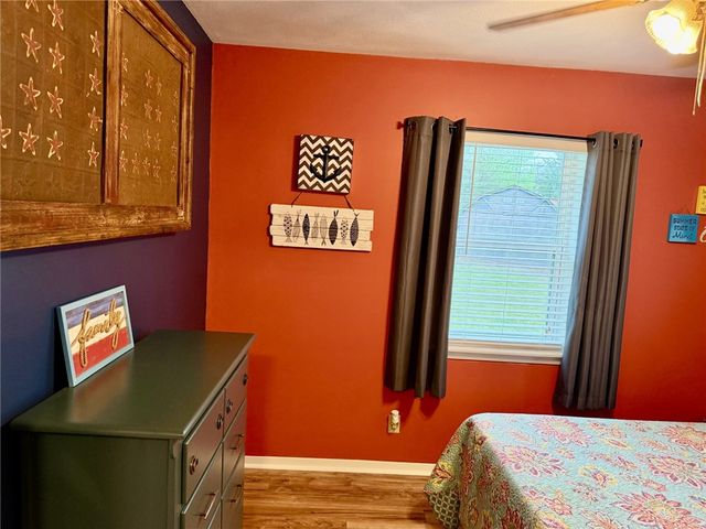 712 Tanglewood Drive, Somerville, TX 77879