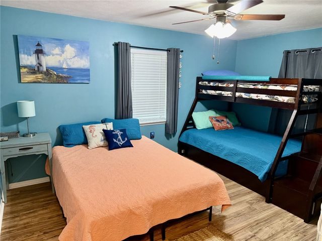 712 Tanglewood Drive, Somerville, TX 77879