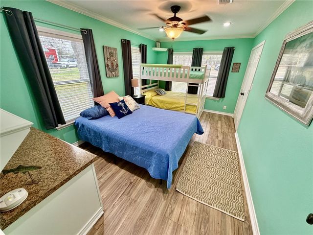 712 Tanglewood Drive, Somerville, TX 77879