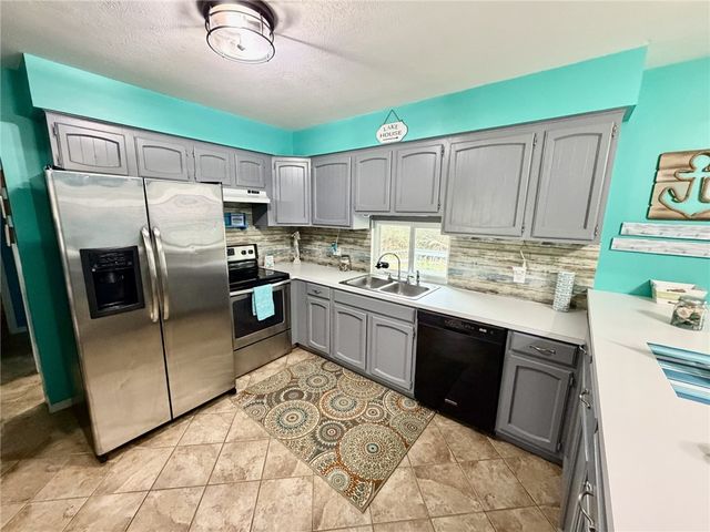 712 Tanglewood Drive, Somerville, TX 77879