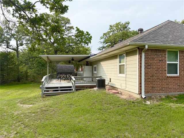 712 Tanglewood Drive, Somerville, TX 77879