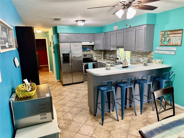 712 Tanglewood Drive, Somerville, TX 77879