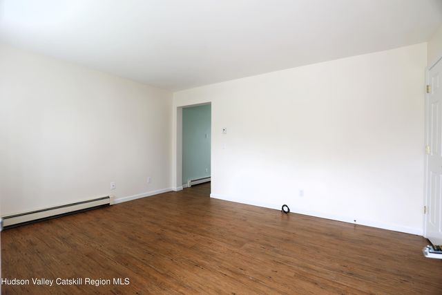 87 Delaware Street, Glasco, NY 12477