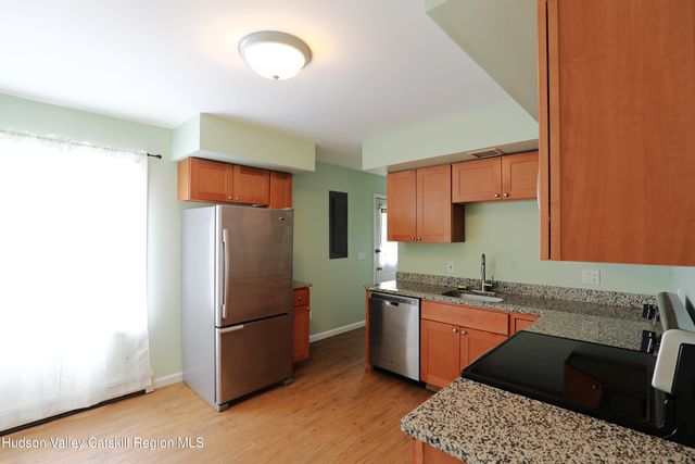 87 Delaware Street, Glasco, NY 12477