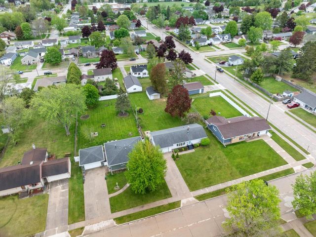 2343 39th STREET, Two Rivers, WI 54241