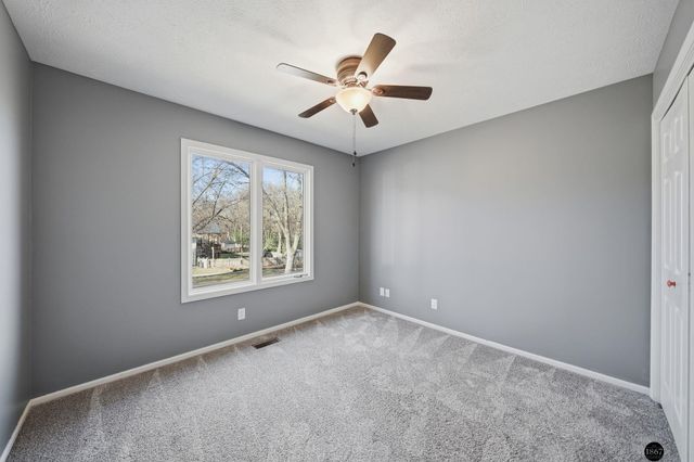 6740 Stephanie Lane, Lincoln, NE 68516