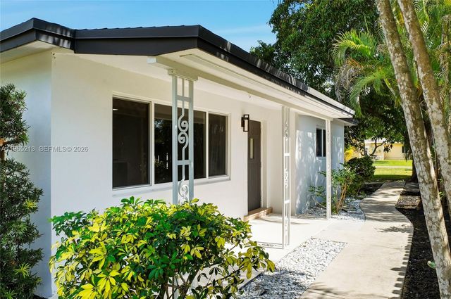 921 N 32nd Ave, Hollywood, FL 33021